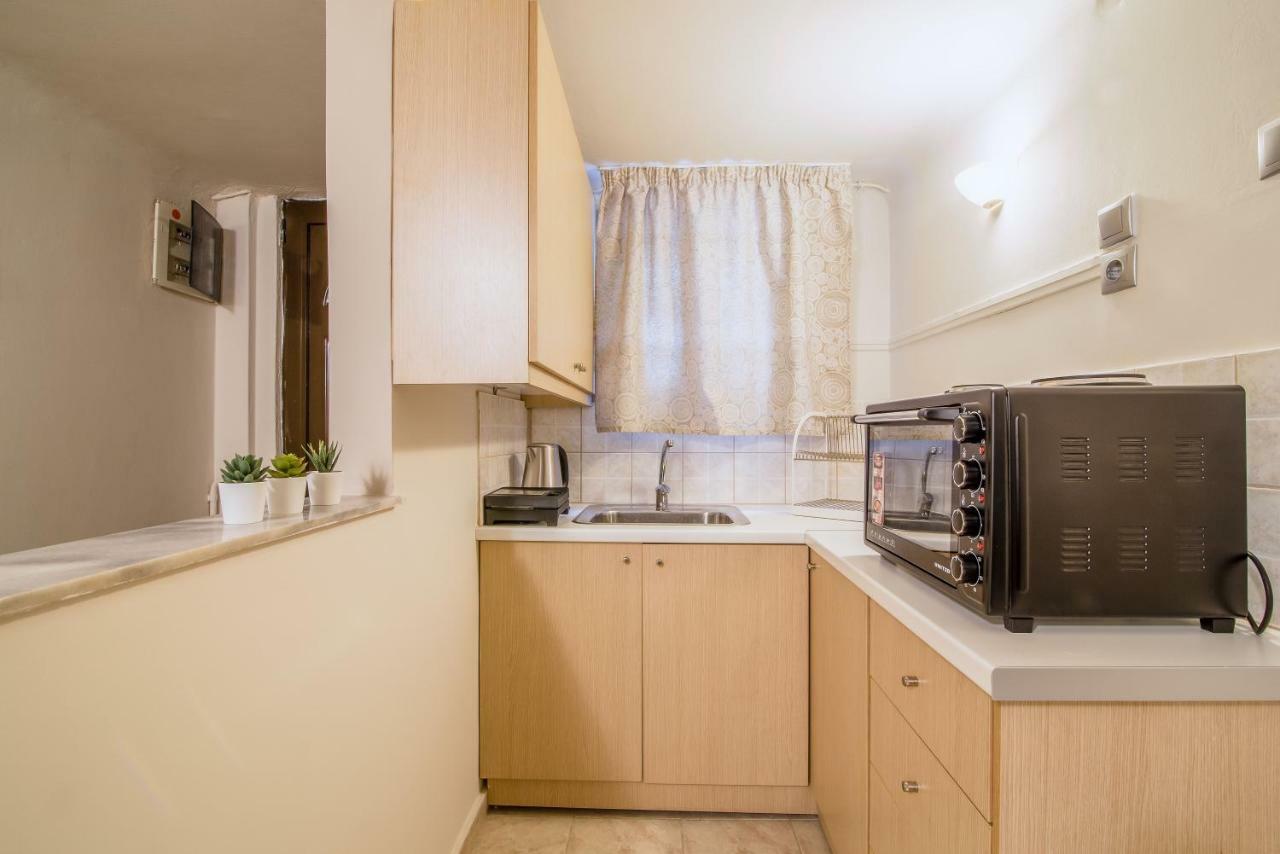 Cozy And Central Apartment 아테네 외부 사진