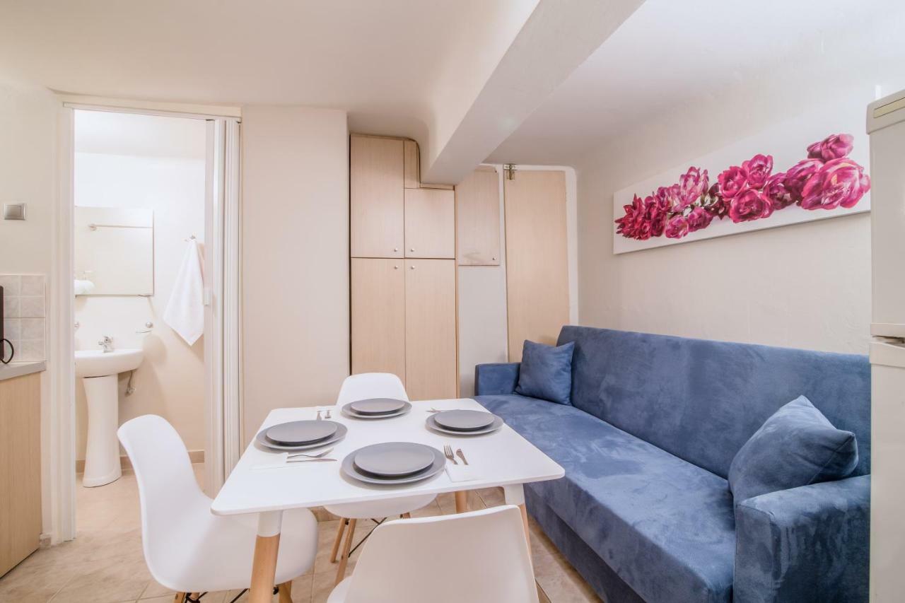 Cozy And Central Apartment 아테네 외부 사진